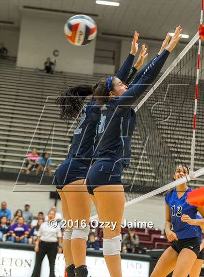 Thumbnail 3 in New Braunfels @ Johnson photogallery.