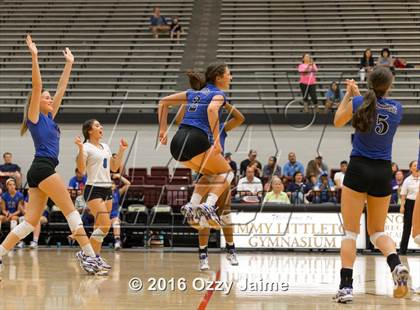 Thumbnail 3 in New Braunfels @ Johnson photogallery.