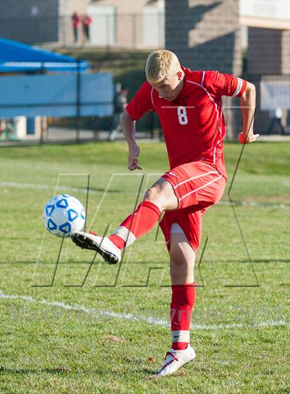 Thumbnail 2 in Fairport vs. Guilderland (NYSPHSAA Class AA Semifinal) photogallery.