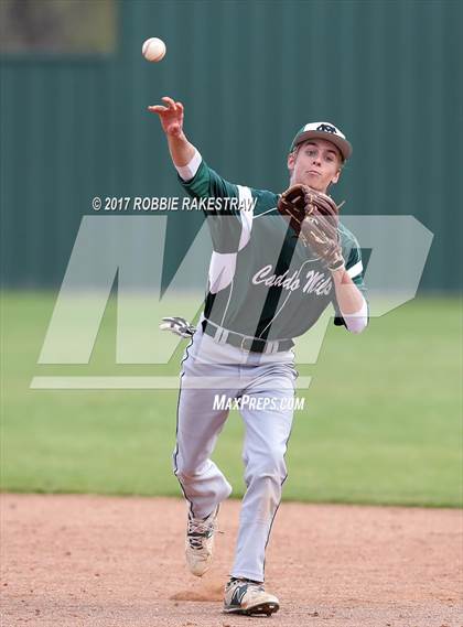 Thumbnail 1 in Farmersville vs Caddo Mills (Edgewood Tournament) photogallery.