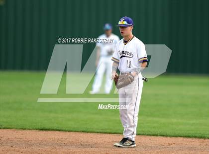 Thumbnail 3 in Farmersville vs Caddo Mills (Edgewood Tournament) photogallery.