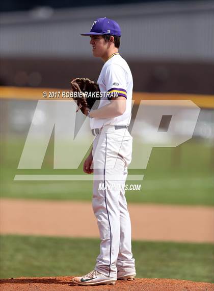 Thumbnail 3 in Farmersville vs Caddo Mills (Edgewood Tournament) photogallery.