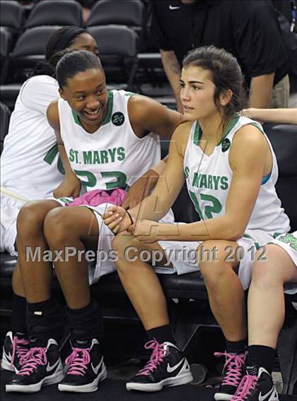 Thumbnail 2 in McNair vs. St. Mary's (CIF SJS D2 Final) photogallery.