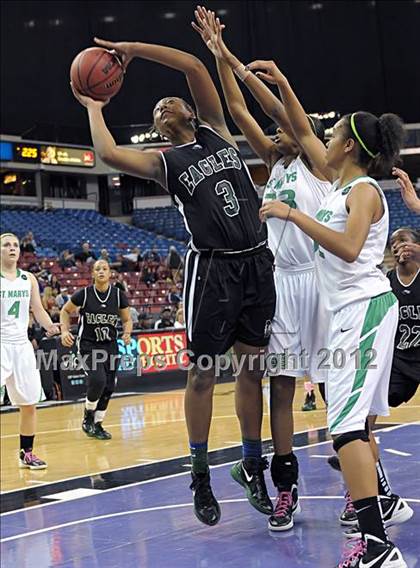 Thumbnail 2 in McNair vs. St. Mary's (CIF SJS D2 Final) photogallery.
