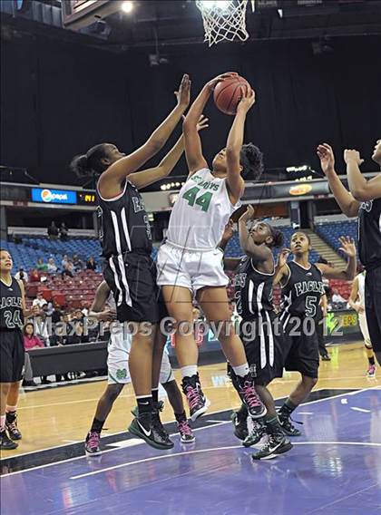 Thumbnail 3 in McNair vs. St. Mary's (CIF SJS D2 Final) photogallery.