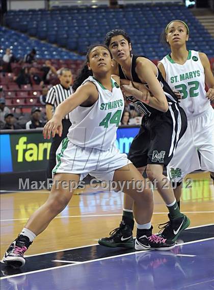 Thumbnail 2 in McNair vs. St. Mary's (CIF SJS D2 Final) photogallery.