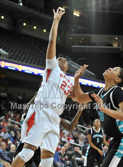 Thumbnail 2 in Canyon Springs vs. Mater Dei (CIF SoCal D1 Regional Final) photogallery.