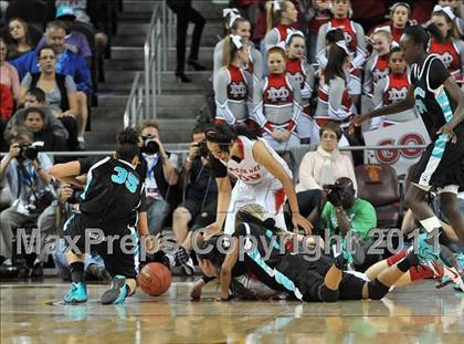 Thumbnail 2 in Canyon Springs vs. Mater Dei (CIF SoCal D1 Regional Final) photogallery.