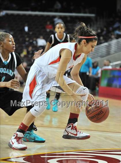 Thumbnail 2 in Canyon Springs vs. Mater Dei (CIF SoCal D1 Regional Final) photogallery.