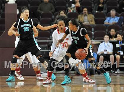 Thumbnail 3 in Canyon Springs vs. Mater Dei (CIF SoCal D1 Regional Final) photogallery.