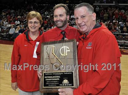Thumbnail 3 in Canyon Springs vs. Mater Dei (CIF SoCal D1 Regional Final) photogallery.