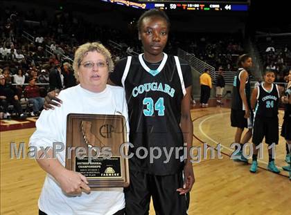 Thumbnail 3 in Canyon Springs vs. Mater Dei (CIF SoCal D1 Regional Final) photogallery.