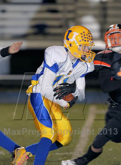 Thumbnail 1 in Union vs Clarion Area (PIAA District 9 Class A 1st Round) photogallery.