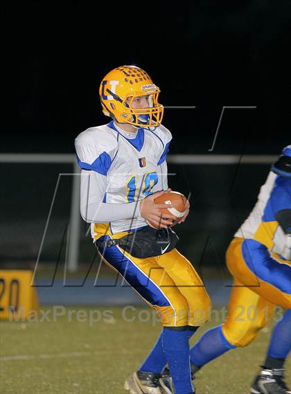 Thumbnail 2 in Union vs Clarion Area (PIAA District 9 Class A 1st Round) photogallery.