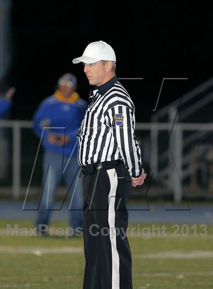 Thumbnail 2 in Union vs Clarion Area (PIAA District 9 Class A 1st Round) photogallery.