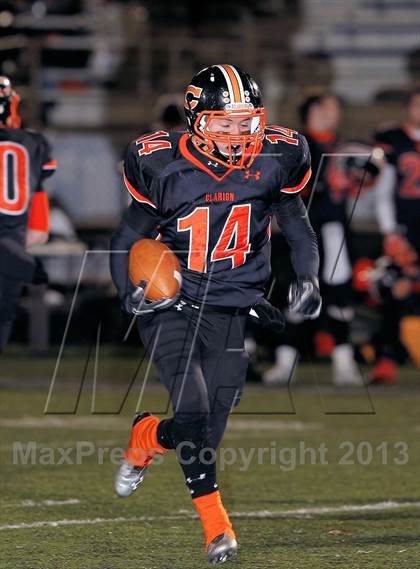 Thumbnail 1 in Union vs Clarion Area (PIAA District 9 Class A 1st Round) photogallery.