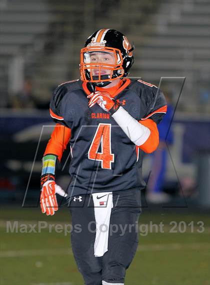 Thumbnail 3 in Union vs Clarion Area (PIAA District 9 Class A 1st Round) photogallery.