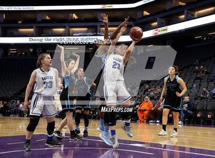 Thumbnail 3 in Caruthers vs Ramona (CIF State D5 Final) photogallery.