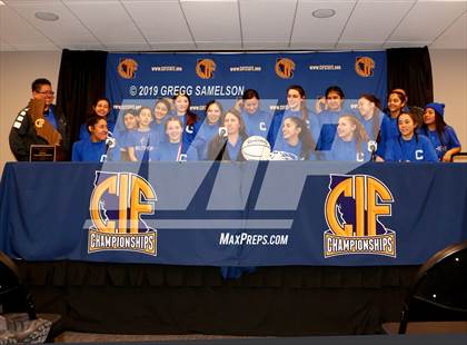 Thumbnail 1 in Caruthers vs Ramona (CIF State D5 Final) photogallery.