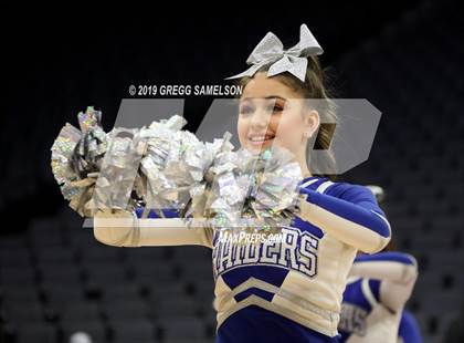 Thumbnail 2 in Caruthers vs Ramona (CIF State D5 Final) photogallery.