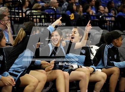 Thumbnail 1 in Caruthers vs Ramona (CIF State D5 Final) photogallery.