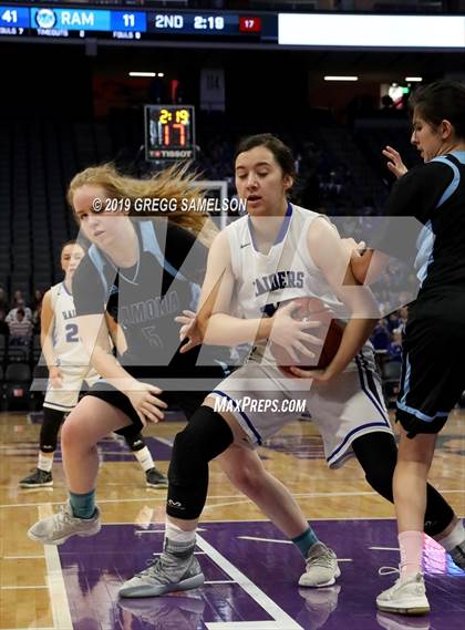 Thumbnail 2 in Caruthers vs Ramona (CIF State D5 Final) photogallery.