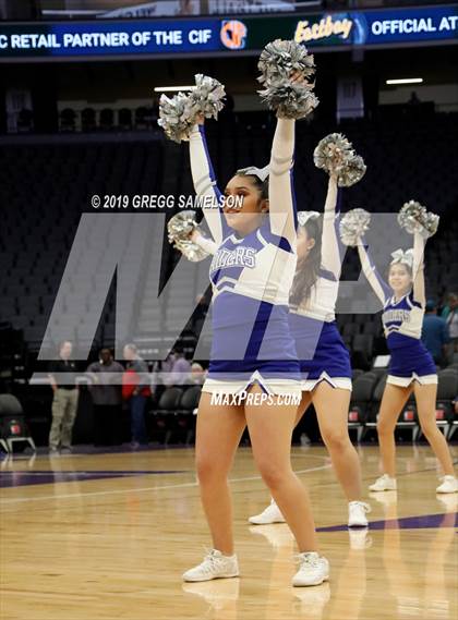 Thumbnail 2 in Caruthers vs Ramona (CIF State D5 Final) photogallery.