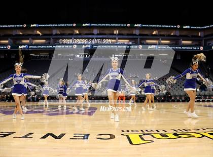 Thumbnail 1 in Caruthers vs Ramona (CIF State D5 Final) photogallery.