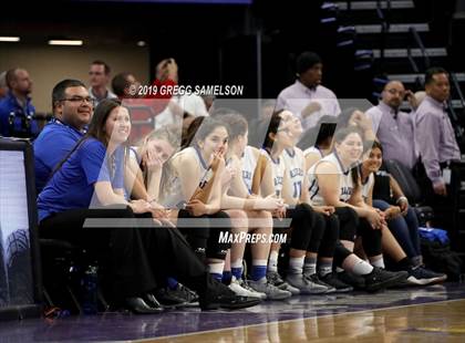 Thumbnail 1 in Caruthers vs Ramona (CIF State D5 Final) photogallery.