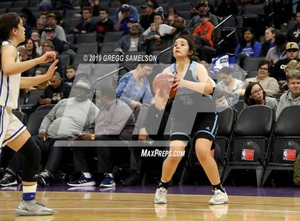Thumbnail 3 in Caruthers vs Ramona (CIF State D5 Final) photogallery.