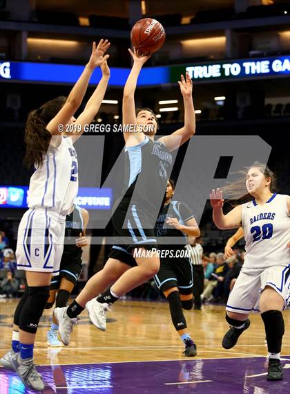 Thumbnail 2 in Caruthers vs Ramona (CIF State D5 Final) photogallery.