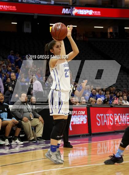 Thumbnail 3 in Caruthers vs Ramona (CIF State D5 Final) photogallery.
