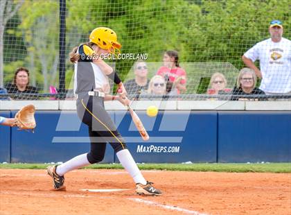 Thumbnail 1 in Sequoyah @ Pope photogallery.