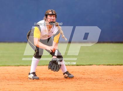 Thumbnail 1 in Sequoyah @ Pope photogallery.