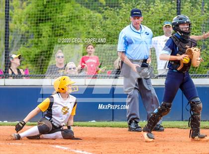 Thumbnail 1 in Sequoyah @ Pope photogallery.