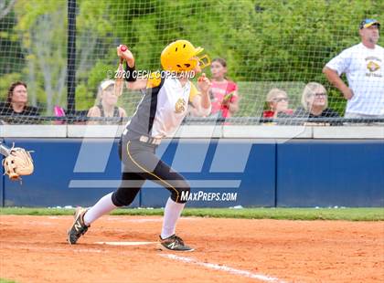 Thumbnail 1 in Sequoyah @ Pope photogallery.