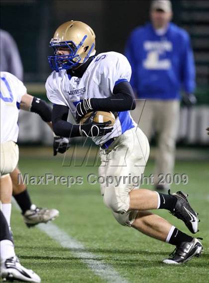 Thumbnail 1 in Rush-Henrietta vs. Webster-Schroeder (Section 5 Class AA Semifinals) photogallery.