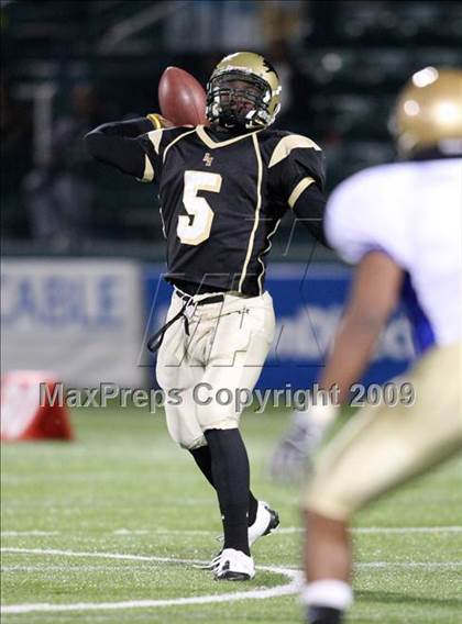 Thumbnail 2 in Rush-Henrietta vs. Webster-Schroeder (Section 5 Class AA Semifinals) photogallery.