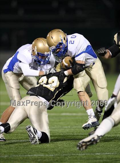 Thumbnail 1 in Rush-Henrietta vs. Webster-Schroeder (Section 5 Class AA Semifinals) photogallery.