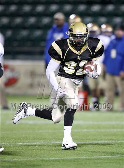 Thumbnail 1 in Rush-Henrietta vs. Webster-Schroeder (Section 5 Class AA Semifinals) photogallery.