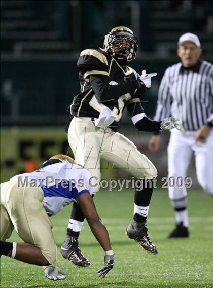 Thumbnail 1 in Rush-Henrietta vs. Webster-Schroeder (Section 5 Class AA Semifinals) photogallery.