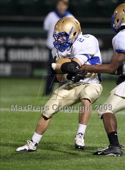 Thumbnail 2 in Rush-Henrietta vs. Webster-Schroeder (Section 5 Class AA Semifinals) photogallery.
