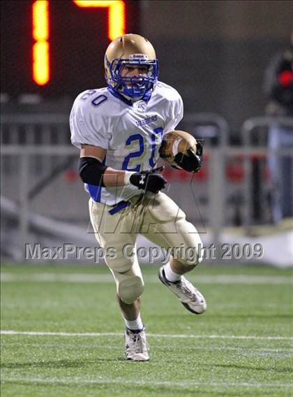 Thumbnail 3 in Rush-Henrietta vs. Webster-Schroeder (Section 5 Class AA Semifinals) photogallery.