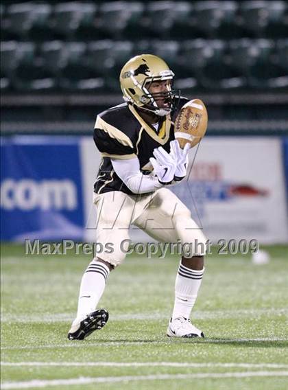 Thumbnail 1 in Rush-Henrietta vs. Webster-Schroeder (Section 5 Class AA Semifinals) photogallery.
