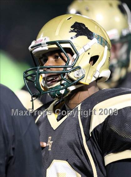 Thumbnail 1 in Rush-Henrietta vs. Webster-Schroeder (Section 5 Class AA Semifinals) photogallery.
