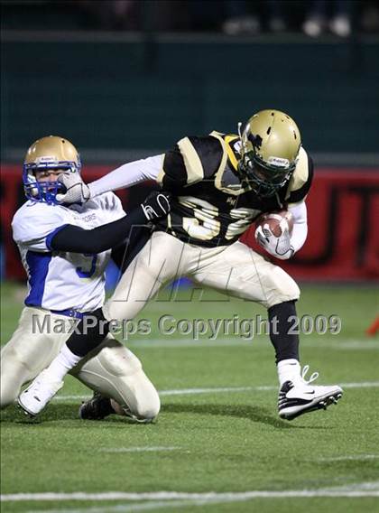 Thumbnail 2 in Rush-Henrietta vs. Webster-Schroeder (Section 5 Class AA Semifinals) photogallery.