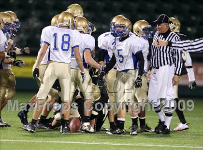 Thumbnail 1 in Rush-Henrietta vs. Webster-Schroeder (Section 5 Class AA Semifinals) photogallery.