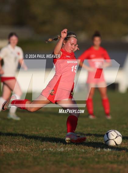Thumbnail 2 in Sullivan County vs Montgomery (PIAA D4 1A First Round) photogallery.