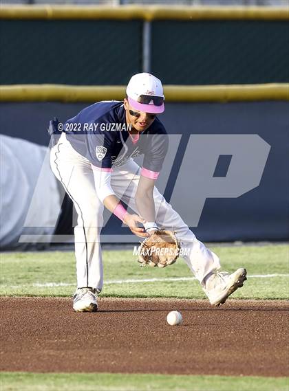 Thumbnail 3 in Clovis East @ Buchanan photogallery.