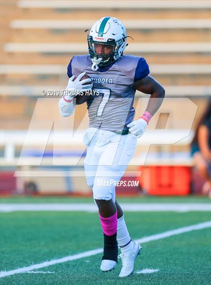 Thumbnail 1 in Lamar Consolidated @ Rudder photogallery.